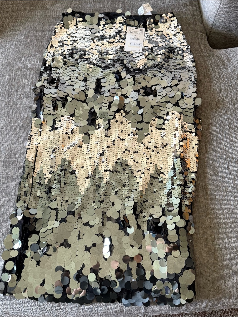 ZARA Sequined Skirt Special Edition NWT Size Medium With Slit